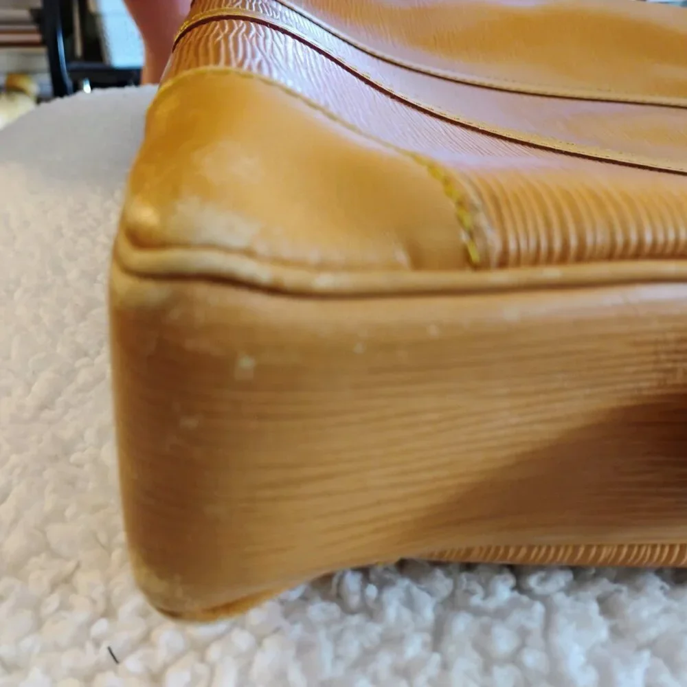 Louis Vuitton Epi Leather Porte Documents Travel Briefcase Men Women